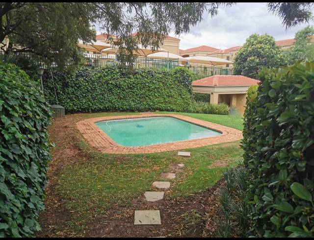 1 BEDROOM APARTMENT FOR SALE IN NORTHCLIFF